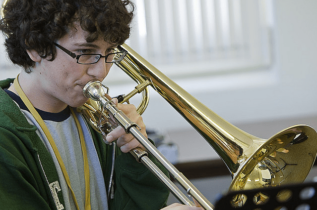 Choosing Musical Instruments for Kids: How Parents Can Help | 1 Helping Your Child Choose a Musical Instrument