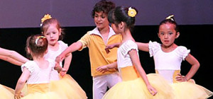 kids enjoying ballet class