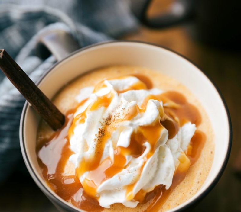 Thanksgiving kids' activities to do at home | 3 A delicious and easy to make kid friendly pumpkin spice 22latte22 made without coffee. Recipe via chelseasmessyapron.com e1510466484578