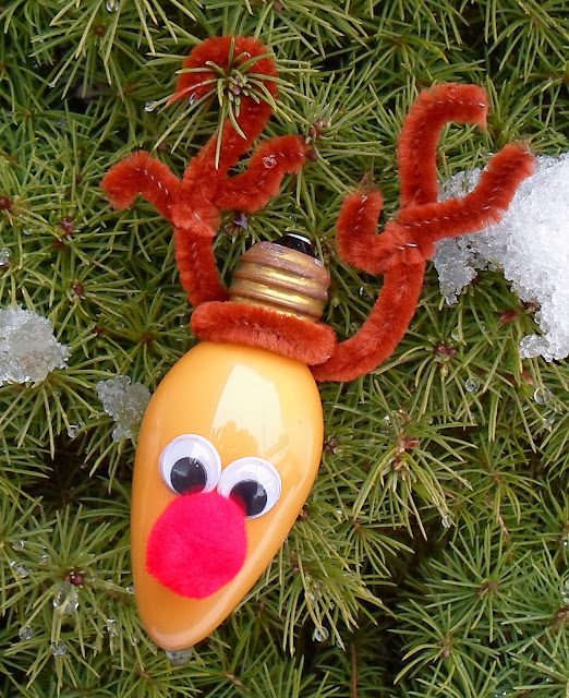 christmas crafts - reindeer bulb