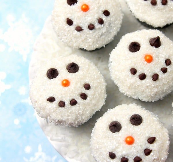 christmas crafts - snowman cupcakes